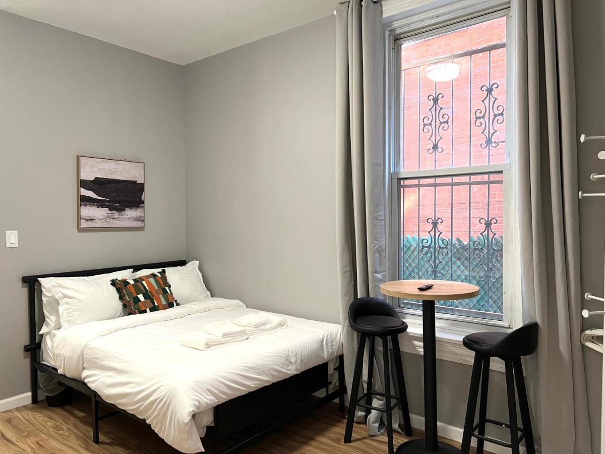 Alina & Fanny - S Broad St Apartment Philadelphia